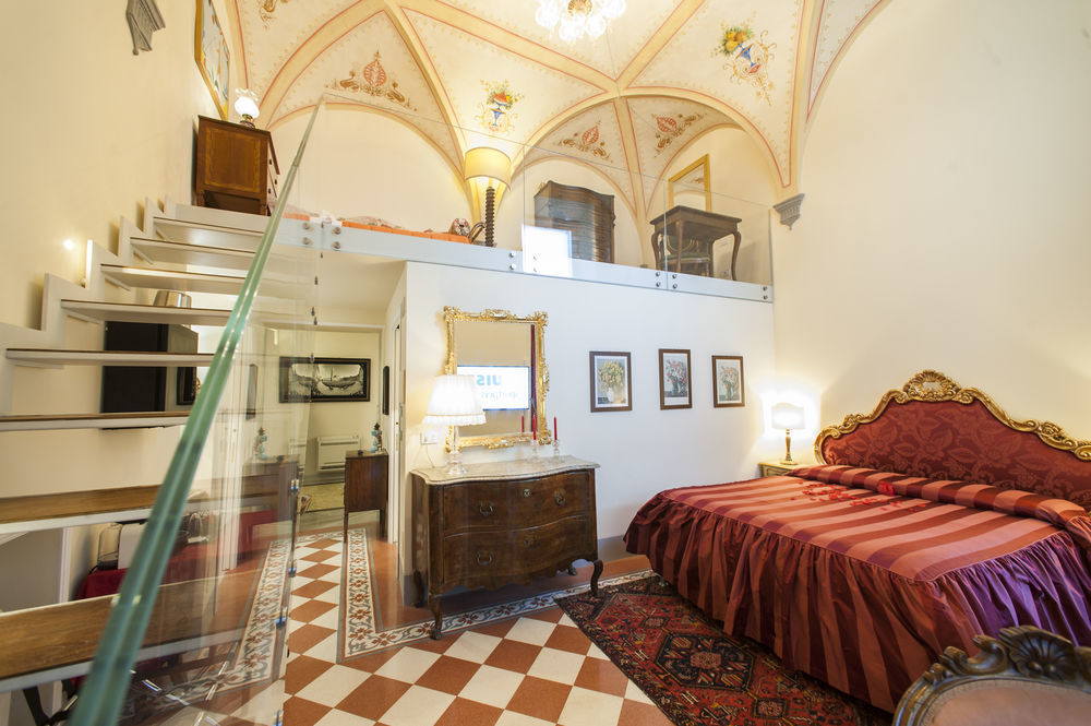 Residenza D'Epoca Palazzo Borghesi Panzió Siena Kültér fotó